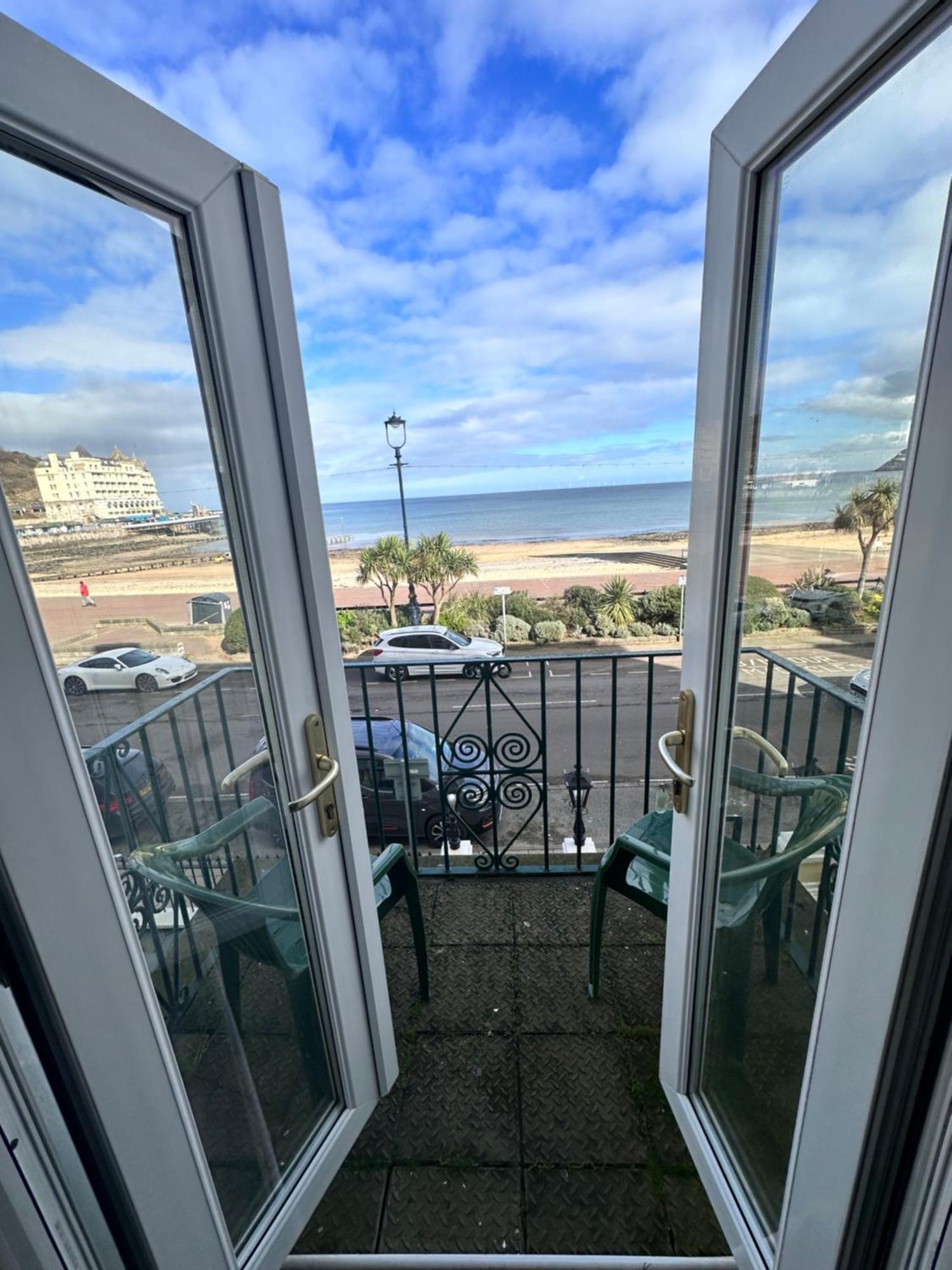 Merrion Hotel Llandudno Exterior foto